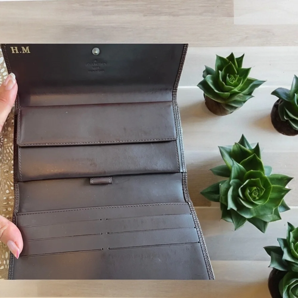 Louis Vuitton Epi International Wallet